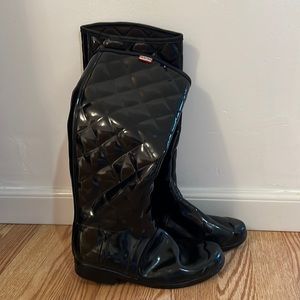 Hunter Tall Rubber Boots very used with hole size 9